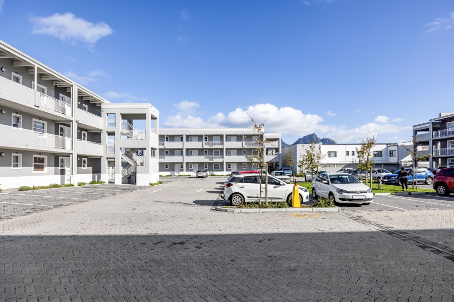 2 Bedroom Property for Sale in Crawford Western Cape